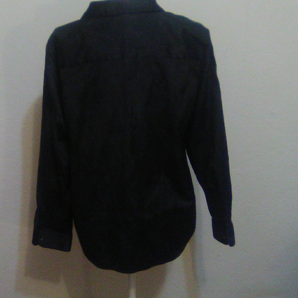 Top - Picture 4 of 5